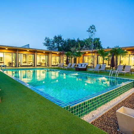 D Living Pattaya Hotell Haat Jomtien Eksteriør bilde