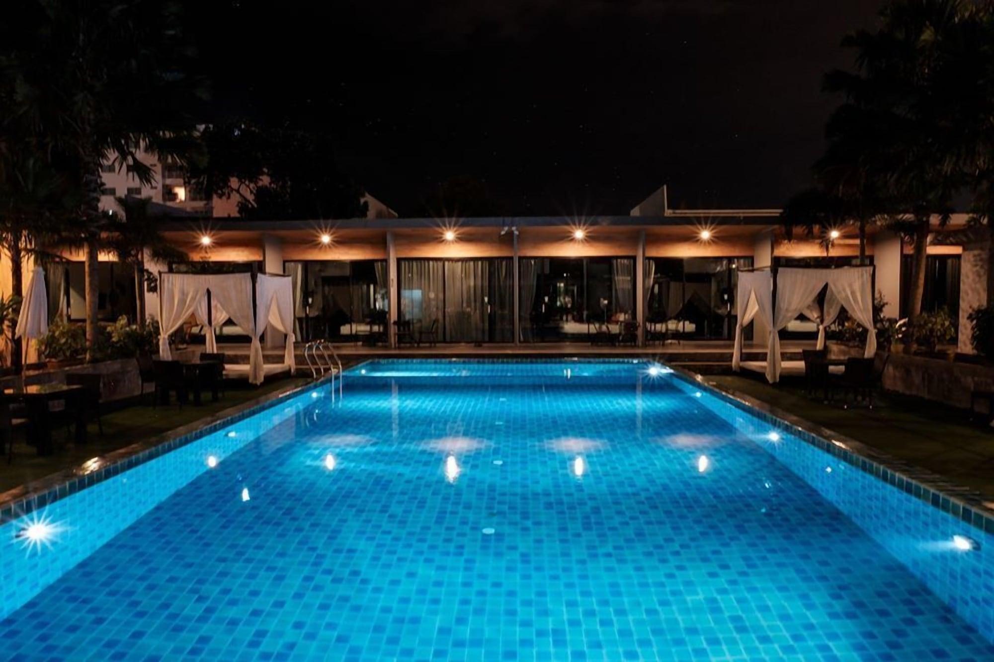 D Living Pattaya Hotell Haat Jomtien Eksteriør bilde