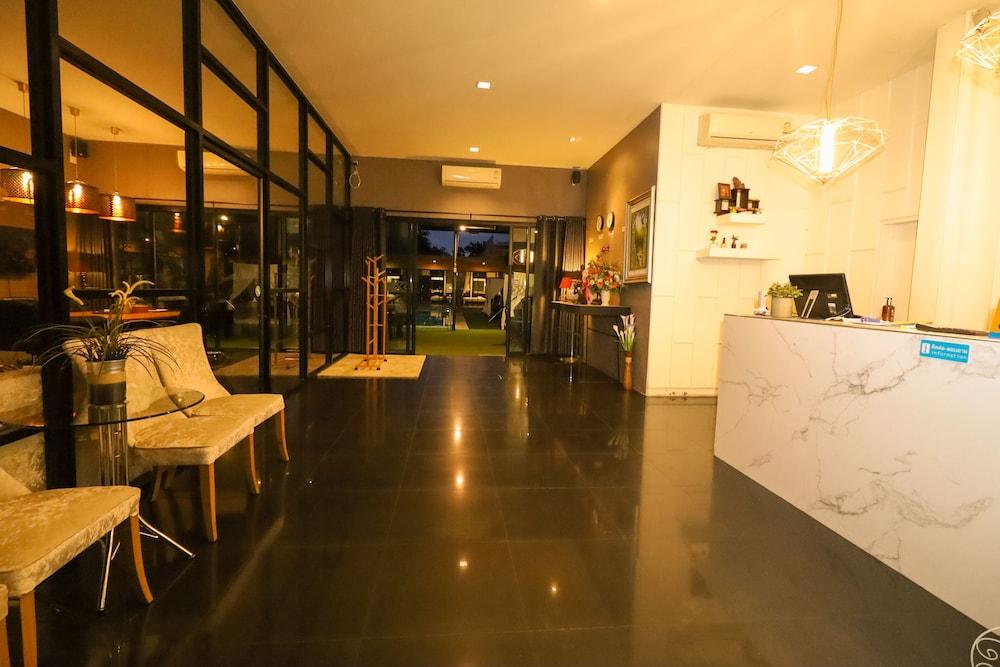 D Living Pattaya Hotell Haat Jomtien Eksteriør bilde