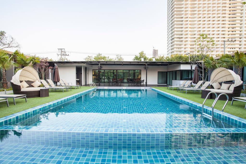 D Living Pattaya Hotell Haat Jomtien Eksteriør bilde