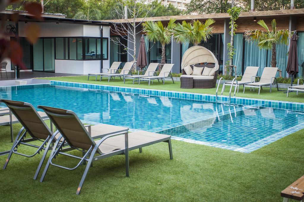 D Living Pattaya Hotell Haat Jomtien Eksteriør bilde